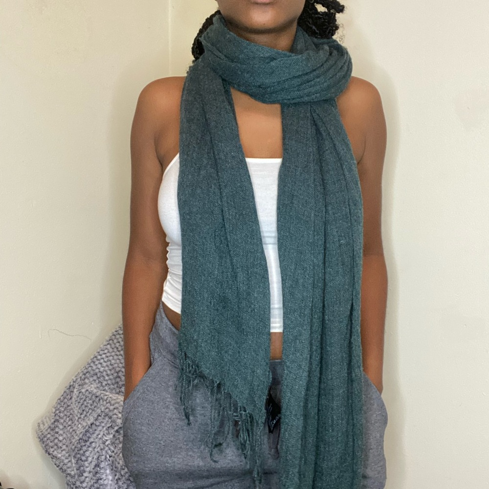 Forest green scarf